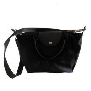 Longchamp Le Pilage medium crossbody bag(authentic)